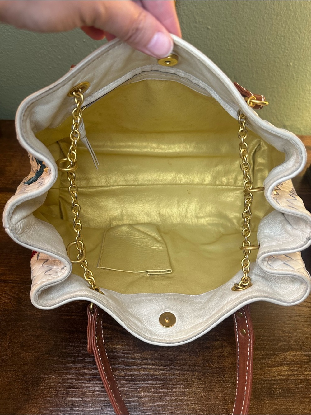 Rare Bottega Veneta Intrecciato Embroidered Leather Handbag | Made in Italy - Picture 9 of 16